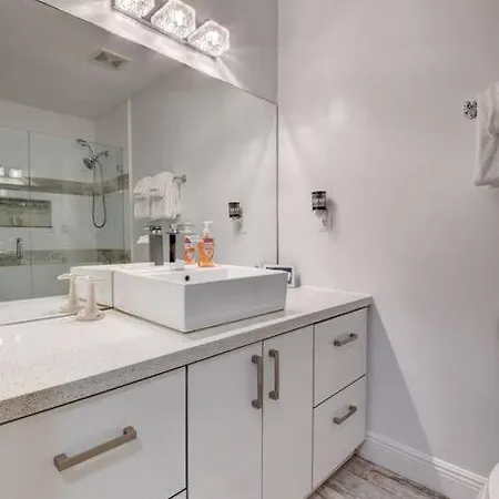 5 Bedroom Mansion With Pool And Non-Heated Jacuzzi Games In Boynton Beach Exterior photo