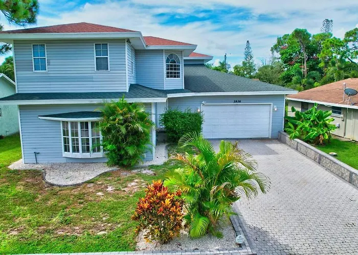5 Bedroom Mansion With Pool And Non-Heated Jacuzzi Games In Boynton Beach