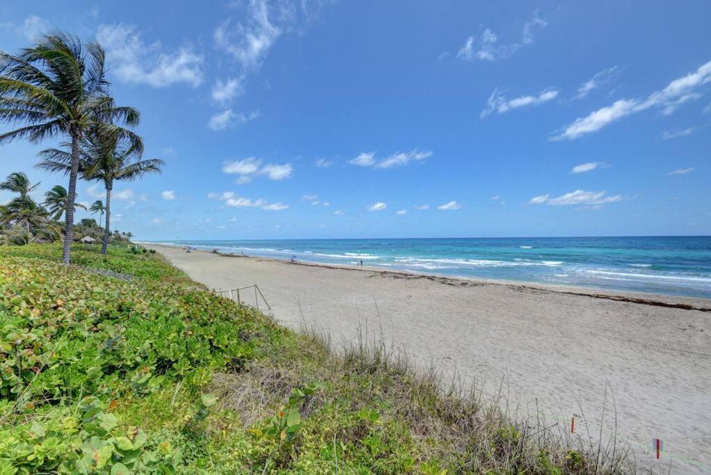 Holiday home 5 Bedroom Mansion With Pool And Non-heated Jacuzzi Games In Boynton Boynton Beach